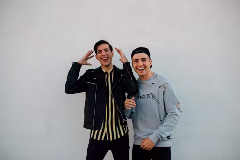4. Mitchy Andre 2048x1365 1