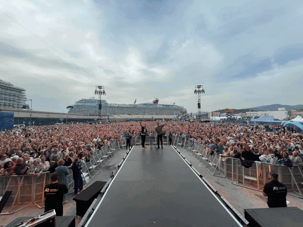 Robbie Crowd