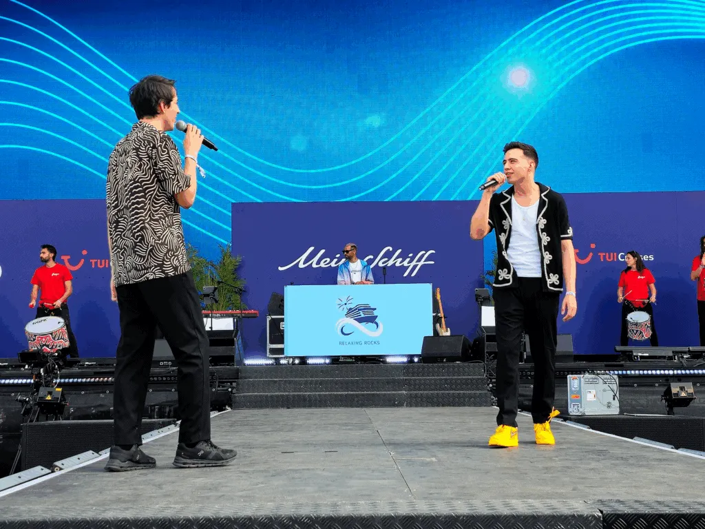 Robbie Stage